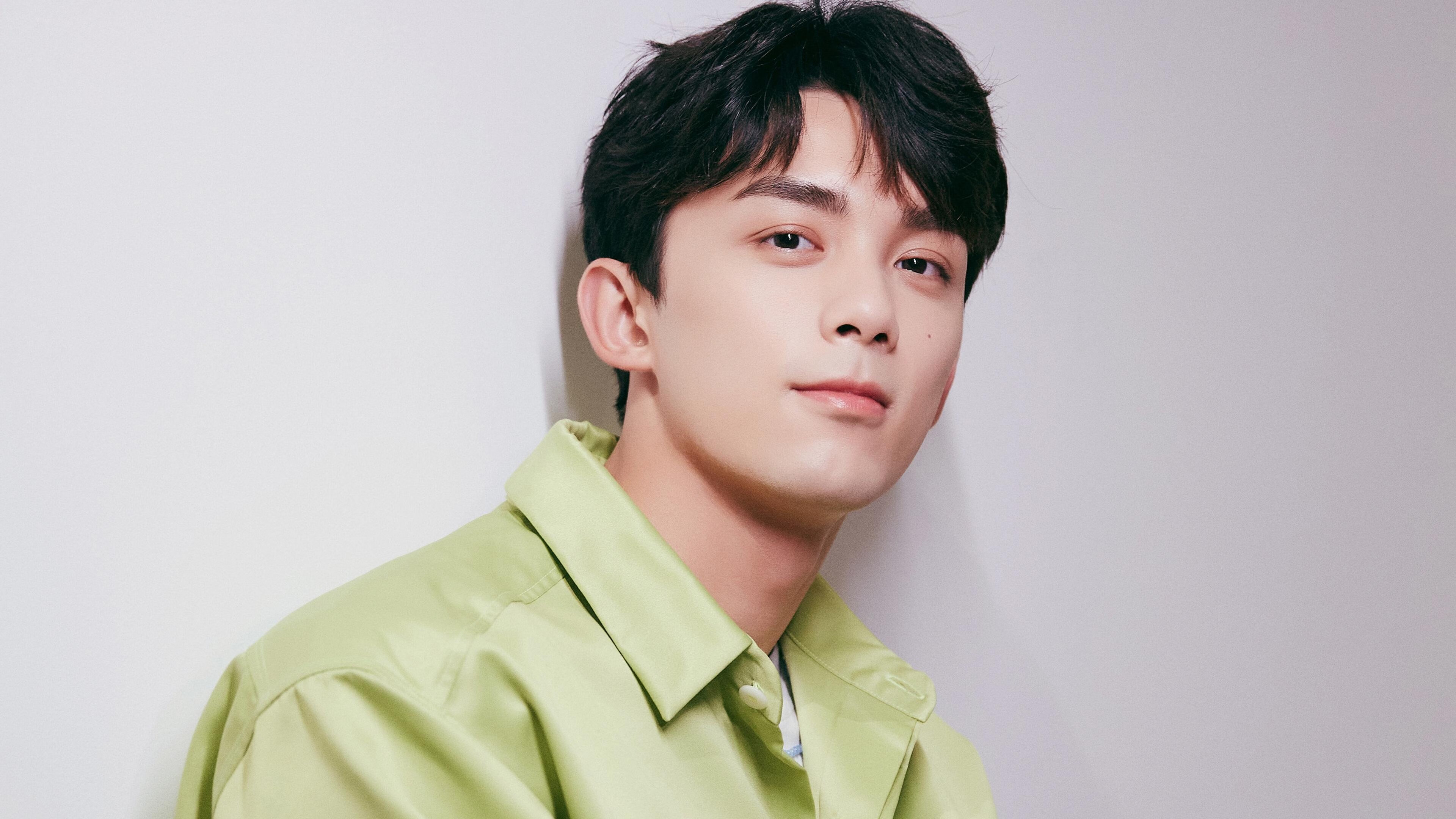 爱游戏在线登录入口-【青春新星】年轻运动员向丁俊晖学习训练秘籍，丁俊晖教程