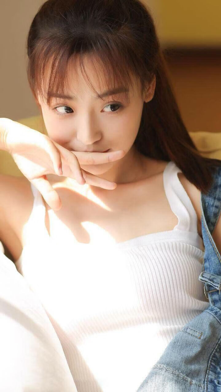 爱游戏体育APP下载-阿尔克马尔前锋范格利斯·帕夫利迪斯与德容并列最佳射手。，范德帕斯鸽系特点