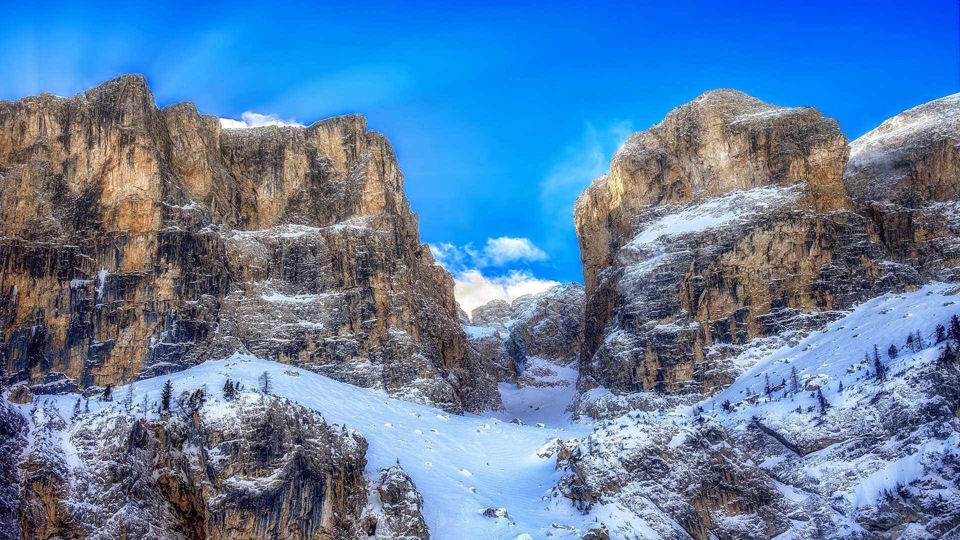 世界青少年冰雪运动会在哈尔滨精彩纷呈，青少年冰雪运动的宣传标语