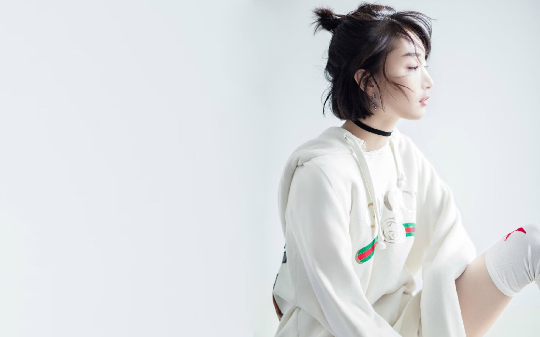 爱游戏-达米恩·麦肯齐：凭借超强的速度和精准的跑位，成为全黑队的进攻利器